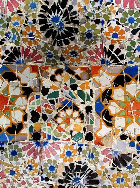 detail   gaudi mosaic barcelona