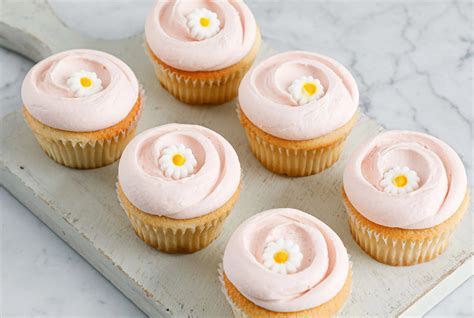 magnolia bakery shares how to make famous ‘sex and the city inspired