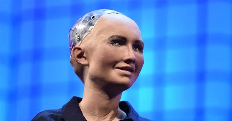 Humanoid Robot Sophia Crowdfunds A I Global Brain To Make Her Smarter