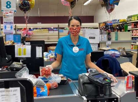 Grocers Praise Staff During Hectic Time The Royal