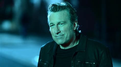 john corbett confirms he s on board for ‘sex and the city reboot 101