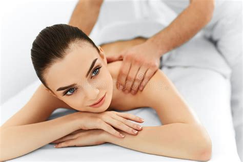 spa woman massage procedure in beauty spa salon body