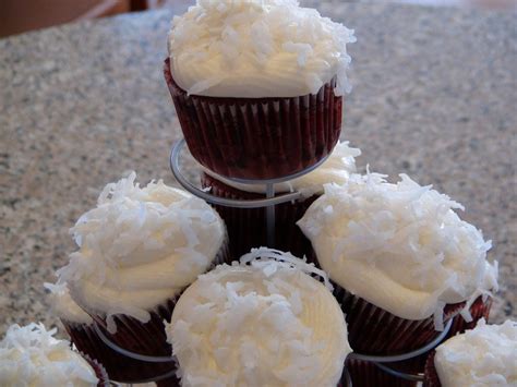 moist and flavorful red velvet cupcakes with cream cheese