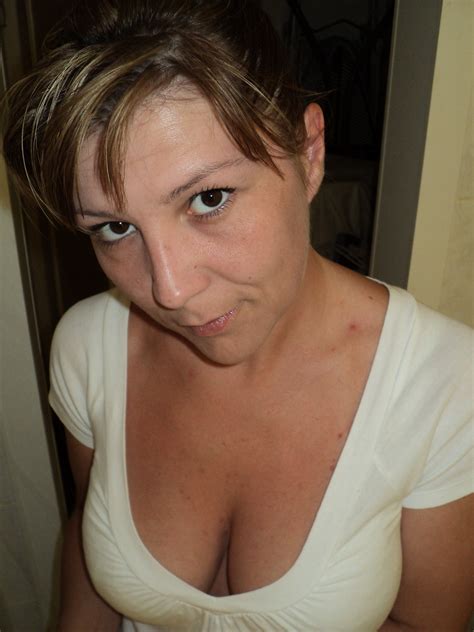 Sexy Mature Cleavage