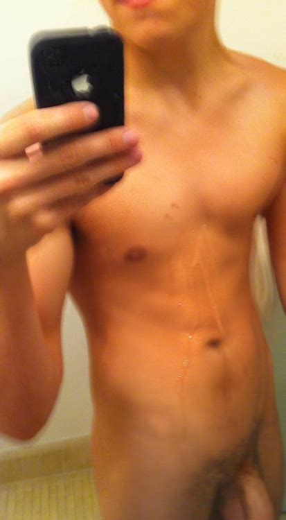 dylan sprouse nude the fappening 2014 2019 celebrity photo leaks