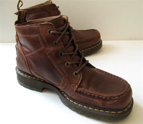 martens leather wallebee brown boots mens size