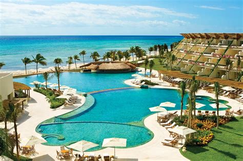 luxury hotels  cancun grand velas riviera maya main pool  europe