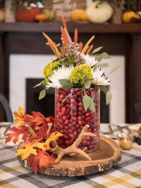 thanksgiving table centerpieces created with fruits