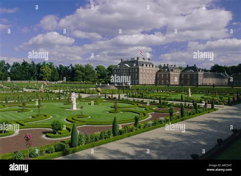 het loo palace  apeldoorn holland  netherlands europe stock photo alamy