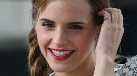 Emma Watson Said Feminism And Chivalry Aren T Mutually Exclusive Here S