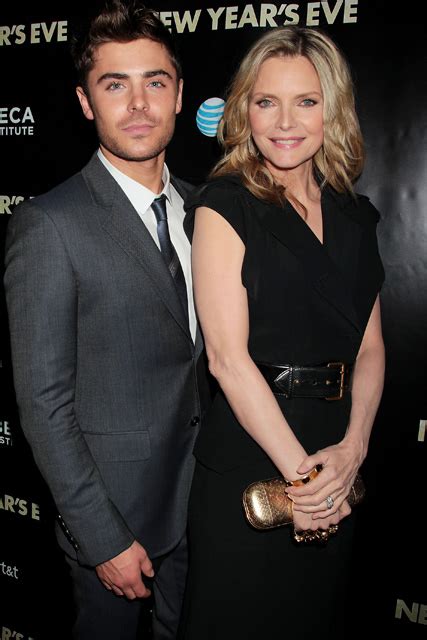 zac efron kissing michelle pfeiffer for new year s eve best part of film