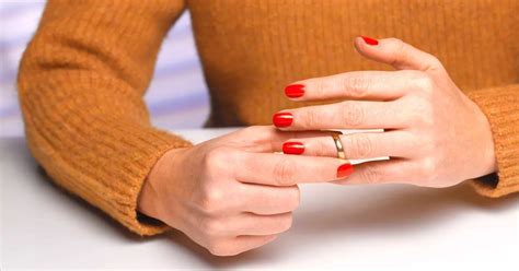 Woman Divorcing Husband Because He Said He Found Her Repulsive After