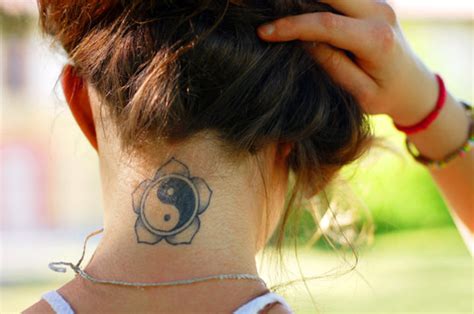 mum blasted for letting 13 year old get an illegal tattoo