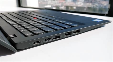 lenovo thinkpad  carbon  gen review  business laptop  tops   class
