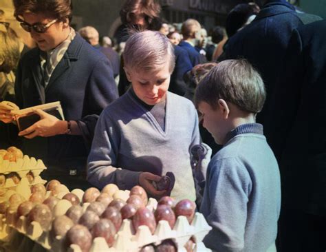 egg tapping history  rules   traditional european game
