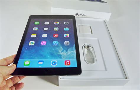 ipad air unboxing thin    elegant  solid video tablet news