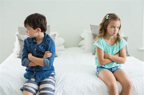 5 Situations Leading To Sibling Fights And How To Handle Them Anchor