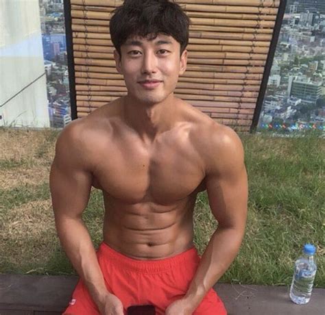 pin on sexy asian male celebs