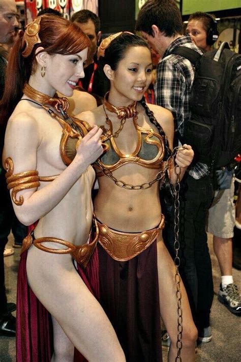 Two Perfect Slave Leia Cosplayers Ve75