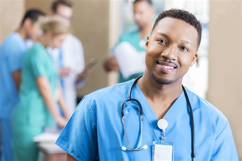 ideas  expand  ranks  male nurses nursecom mediakit