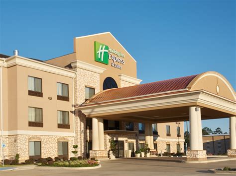 affordable hotels  center tx holiday inn express suites center