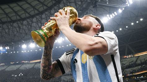 wm finale messi feiert mit argentinien wm titel fussball news sky sport