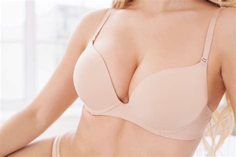 breast implant rupture lawsuit how common is it and what are the risks