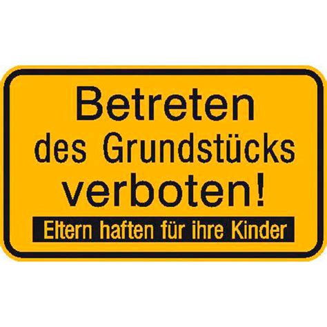 hinweisschild zur grundbesitzkennzeichnung betreten des grundstuecks