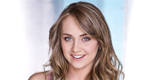 Fun Facts About Heartland’s Amber Marshall Vision Tv