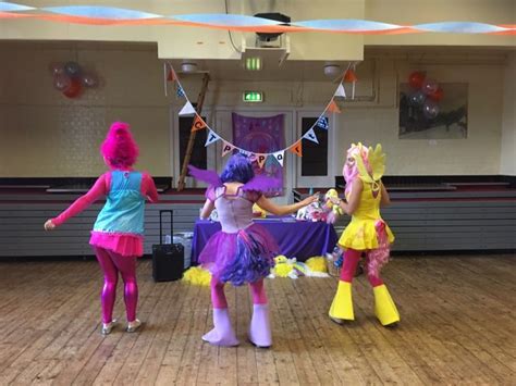 girls party entertainers childrens themed parties