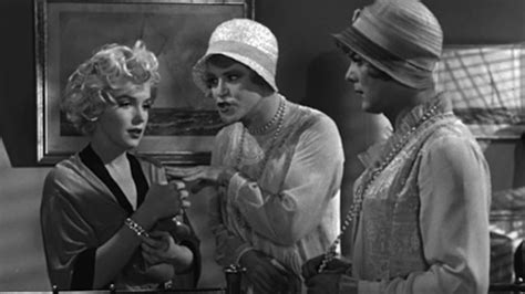 13 Sizzling Facts About Some Like It Hot Mental Floss