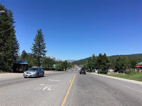 Old Us Route 40 On Donner Pass Road