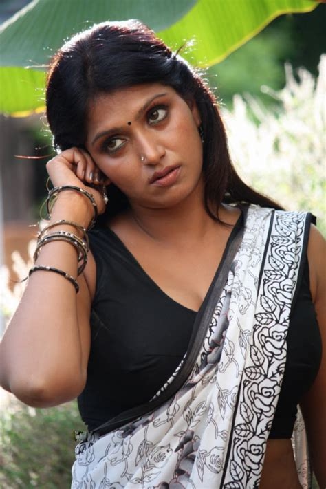 actress largest navel cleavage hip waist photo collections bhuvaneswari saree navel
