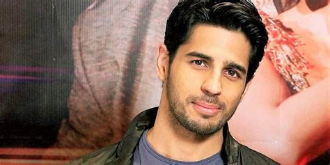 Sidharth Malhotra Overwhelmed By Love Care Posts On Birthday The