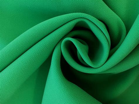 polyester stretch crepe  green stretch crepe crepe    fabrics