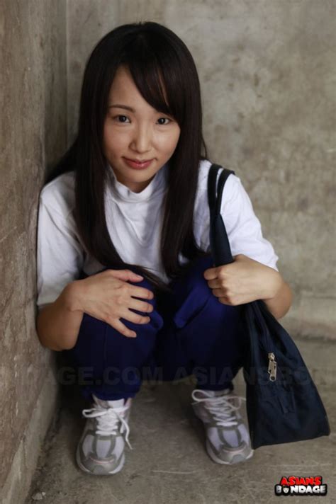 Adorable Asian Gal Ai Mizushima Loves Posing Ai Mizushima