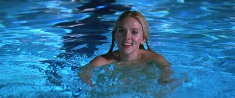 Scarlett Johansson Nude In The Swimming Pool From He S
