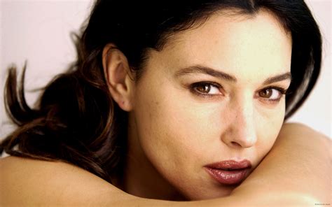 monica bellucci talks  acting  love italian movies