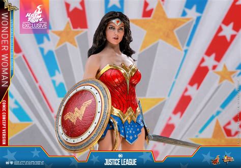 Hot Toys Wonder Woman Comic Concept Version
