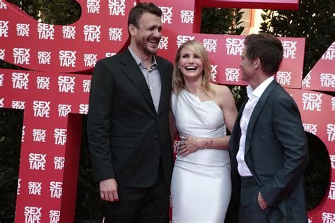 jason segel cameron diaz and rob lowe promoted their movie sex tape celebrity pictures