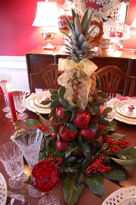 christmas tablescape  lenox holiday   colonial williamsburg