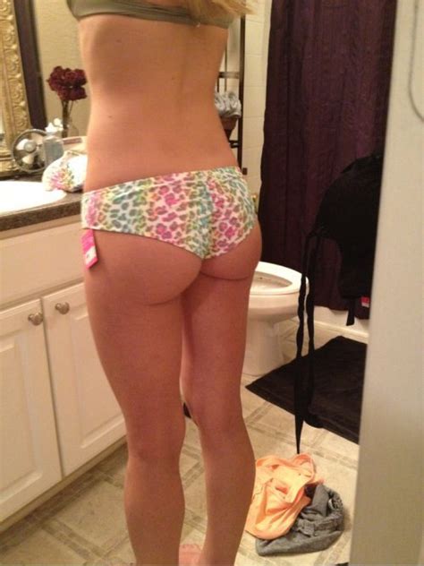 Trying On Her New Rainbow Leopard Print Panties Photo Eporner Hd