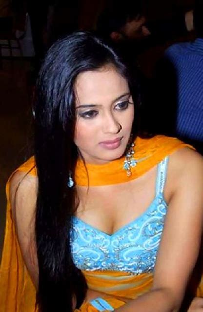 shweta tiwari bhojpuri actress hd wallpapers movies songs lyrics