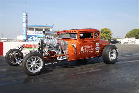 Calling All Cars Hot Rod Magazine S Feature Car Flog Days Hot Rod
