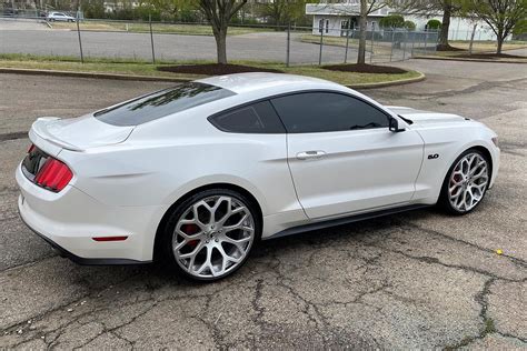 ford mustang gt  white   forgiato tessi ecl wheel front