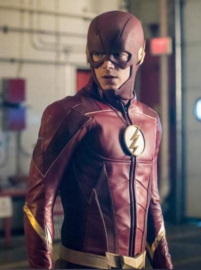 grant gustin hits back at body shamers after the flash
