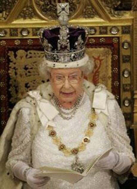 queen reigns as oldest british monarch cbc news