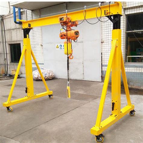 small portable gantry crane kg span    meters lifting height