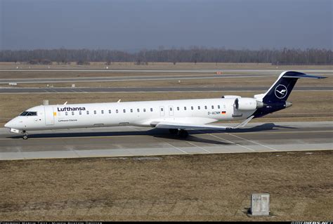 bombardier crj  ng cl   lufthansa cityline aviation photo  airlinersnet