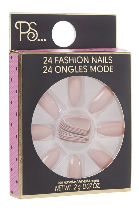 puntige roze kunstnagels fake acrylic nails primark nails fashion nails